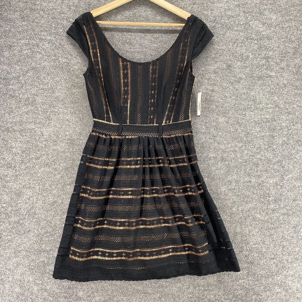 New City Studio Dress Women 7 Black Striped Sheath Short Sleeveless Lined Casual